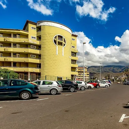 Luxury Two-bedroom Four Seasons Апартаменты