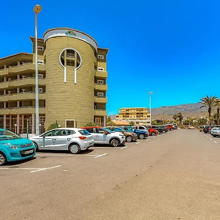 Luxury Two-bedroom Four Seasons Апартаменты Адехе