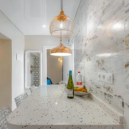 Luxury Two-bedroom Four Seasons Апартаменты Адехе